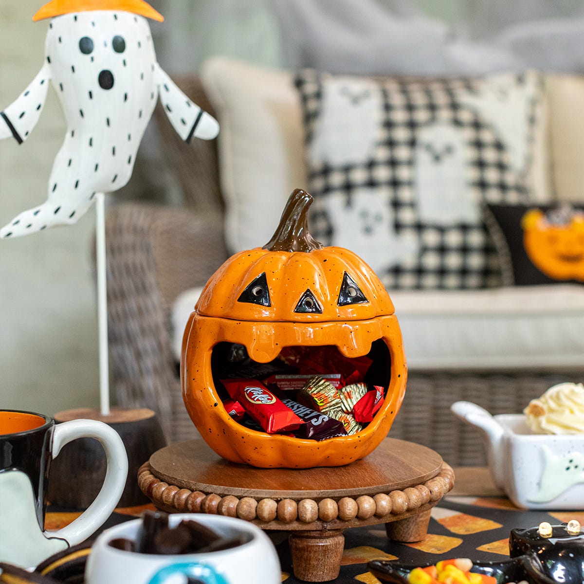 shop for halloween for baby and kids