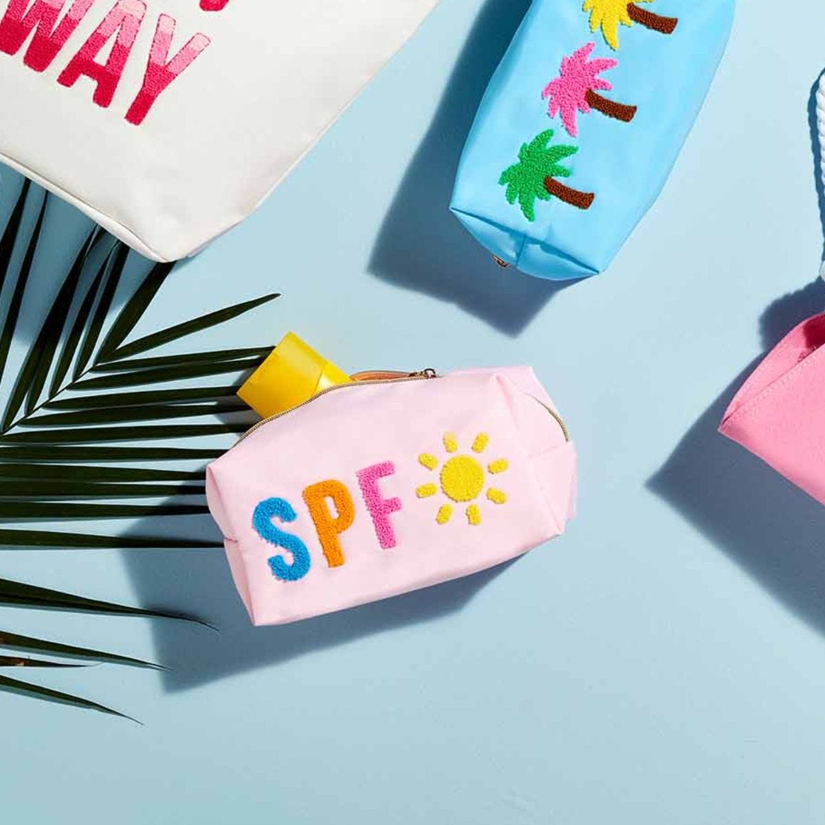summer hosting decor 