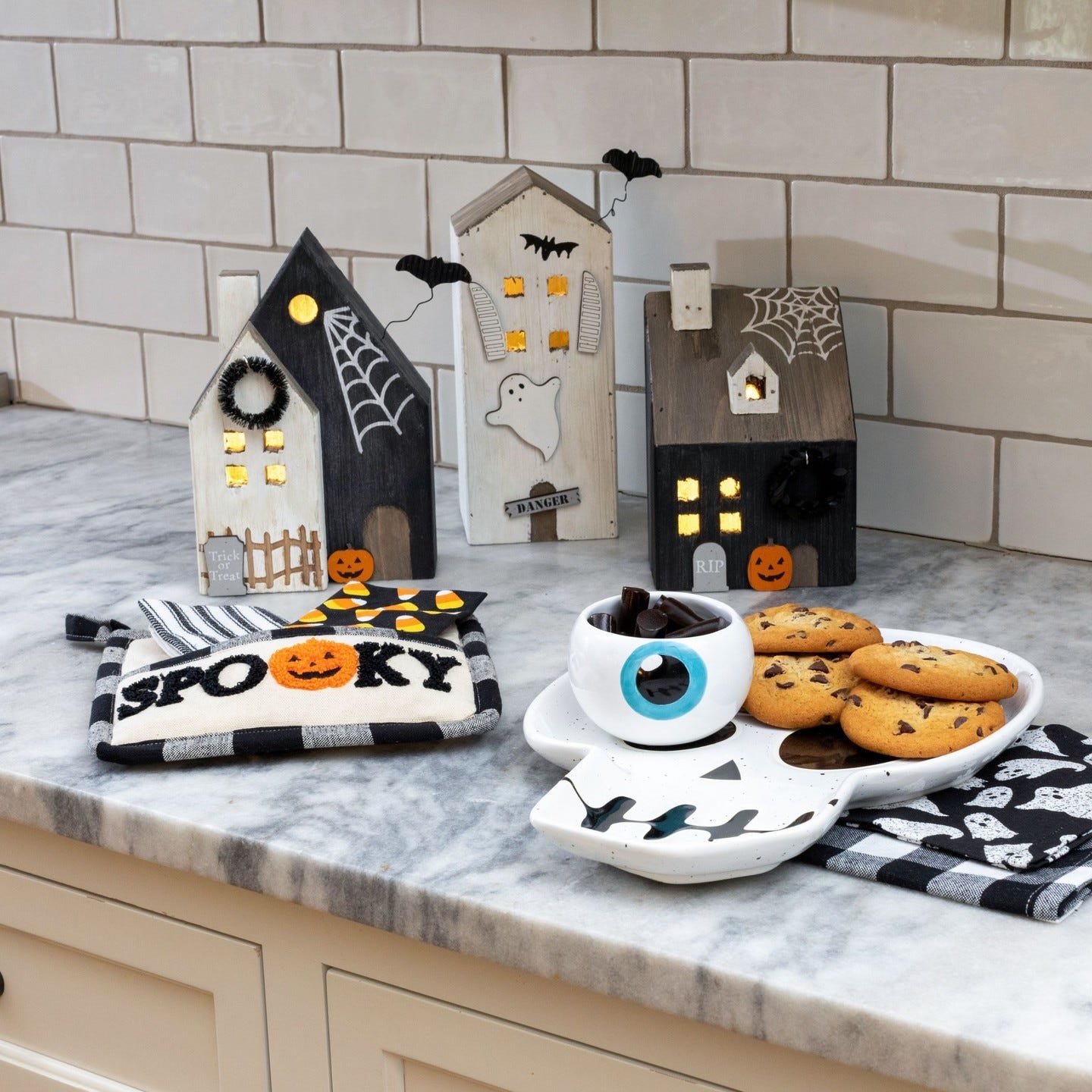 shop for halloween for baby and kids